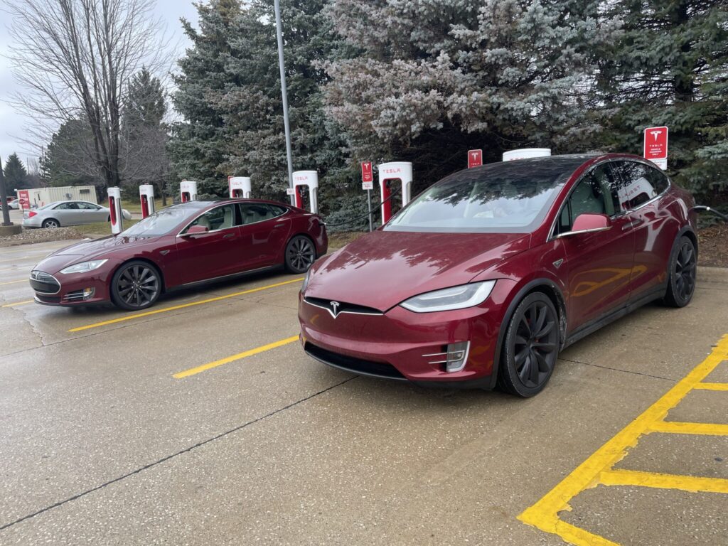 Full Self-Driving Car Rental Davenport, Iowa